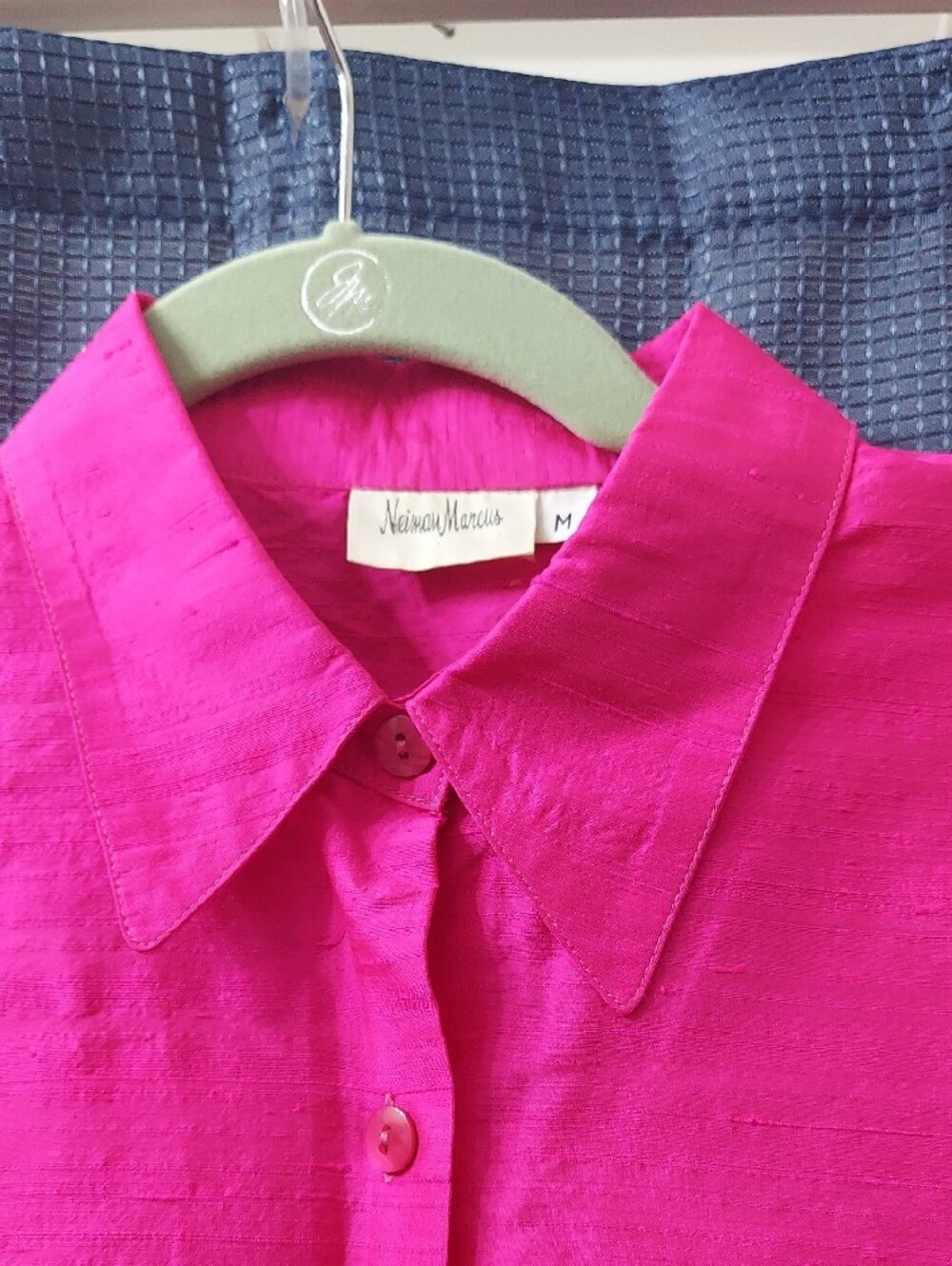 Neiman Marcus Hot Pink Button-Up Blouse - Picture 2 of 2